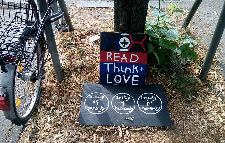READ ThinK LOVE von Abdelhak Yahiaoui