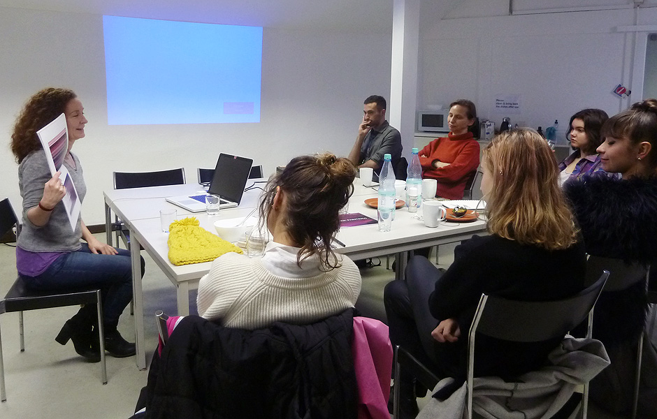 Seminar INDIVIDUALITÄT IN ABSTRAKTEN SYSTEMEN von Doris Marten