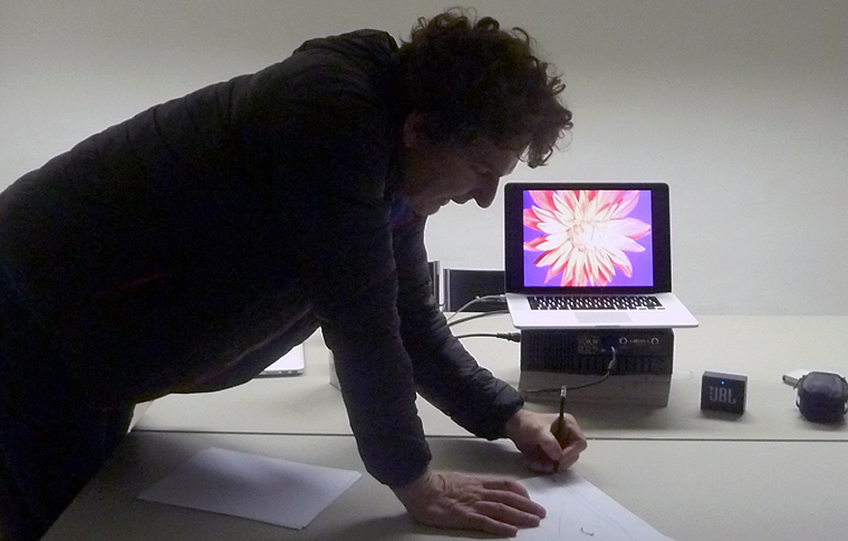 Vortrag DAS GEHIRN ÜBERRASCHEN von Thomas Draschan