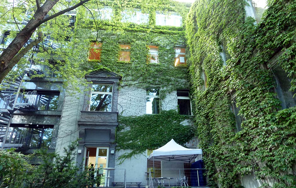 Visit to TRANSACTIONS – ABOUT THE VALUE OF ARTISTIC LABOUR