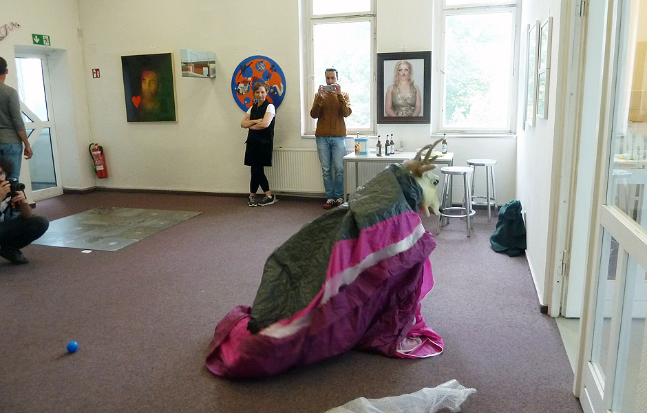 u. A. w. g. @ 404 | BERLIN ART INSTITUTE