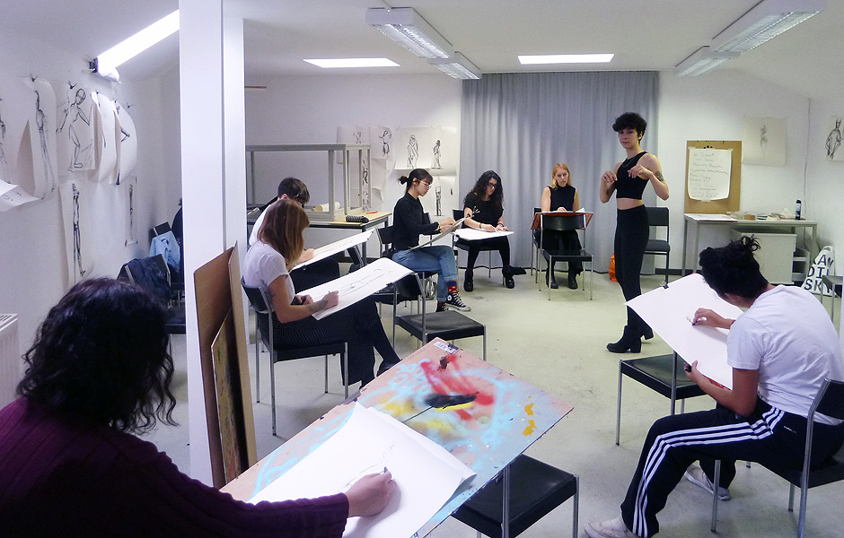 Basiskurs GRUNDLAGEN der FIGURATIVEN & AKTZEICHNUNG von Kai Teichert