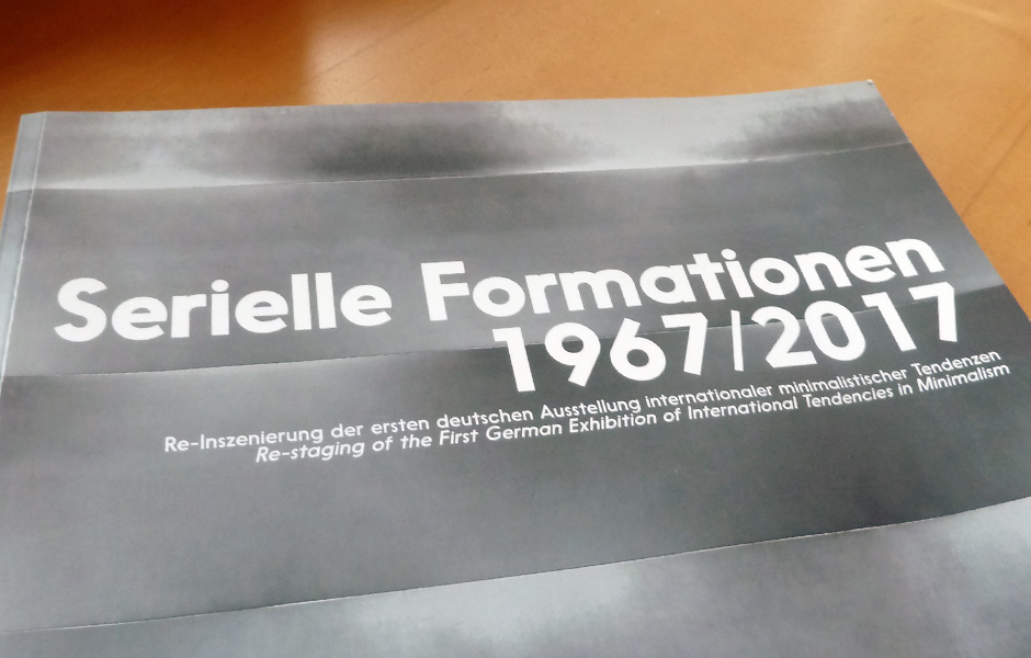 Besuch SERIELLE FORMATIONEN