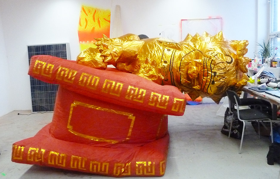 Seminar EAT ART – DON'T PLAY AROUND WITH FOOD! by Frederik Foert