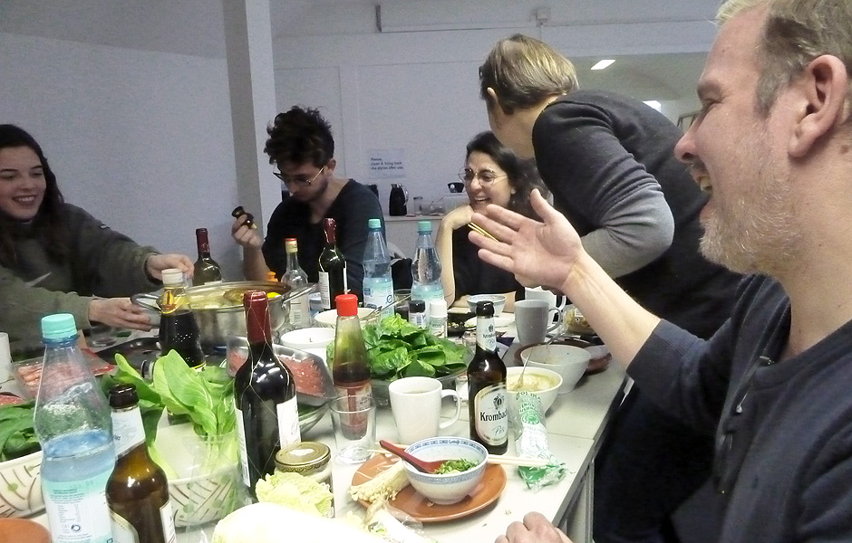 Seminar EAT ART – DON'T PLAY AROUND WITH FOOD! by Frederik Foert