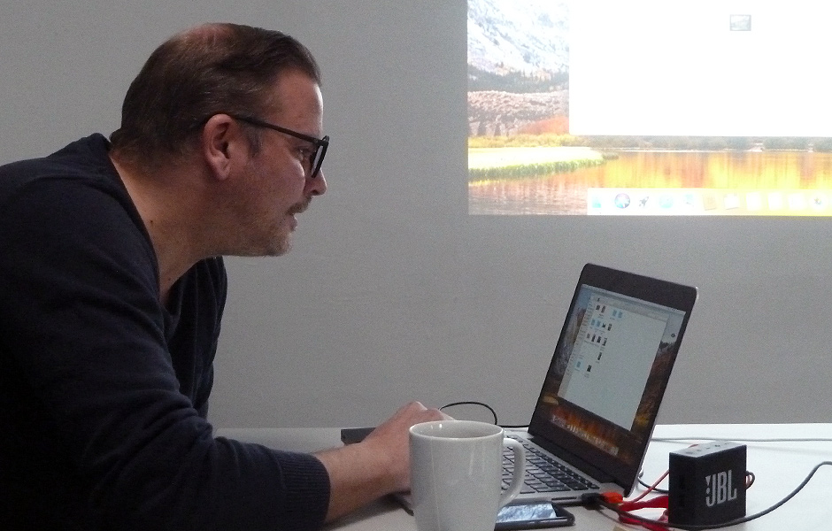 Seminar EAT ART – DON'T PLAY AROUND WITH FOOD! by Frederik Foert