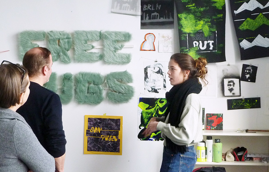 Seminar EAT ART – DON'T PLAY AROUND WITH FOOD! by Frederik Foert