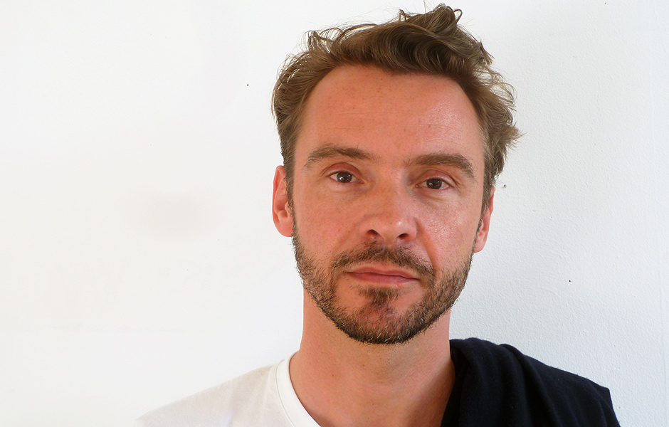 Lecture SPACE AND BEYOND: CURATORIAL EXPERIMENTS IN ART AND ARCHITECTURE by Lukas Feireiss