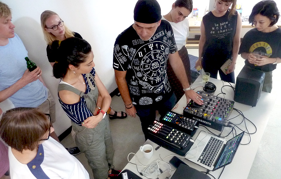 Lecture ELECTRONIC MUSIC by Xavi Kras