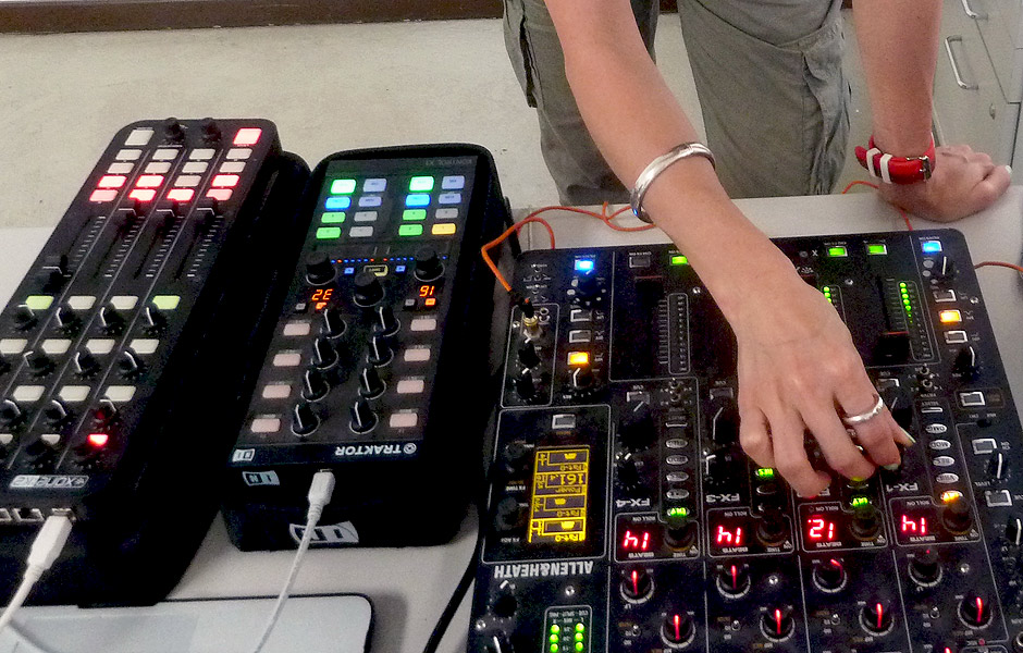 Lecture ELECTRONIC MUSIC by Xavi Kras