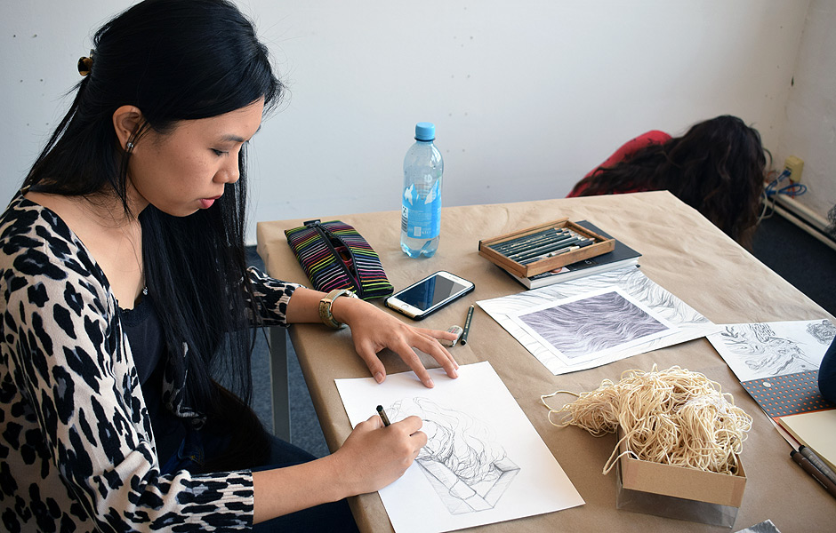 Basic Course EXPERIMENTAL DRAWING by Nikola Röthemeyer