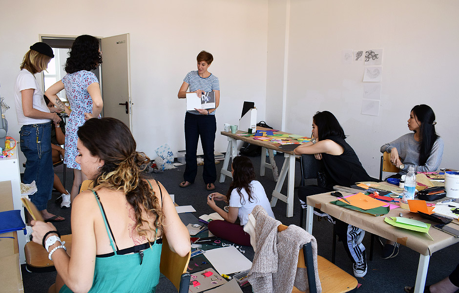 Basic Course EXPERIMENTAL DRAWING by Nikola Röthemeyer