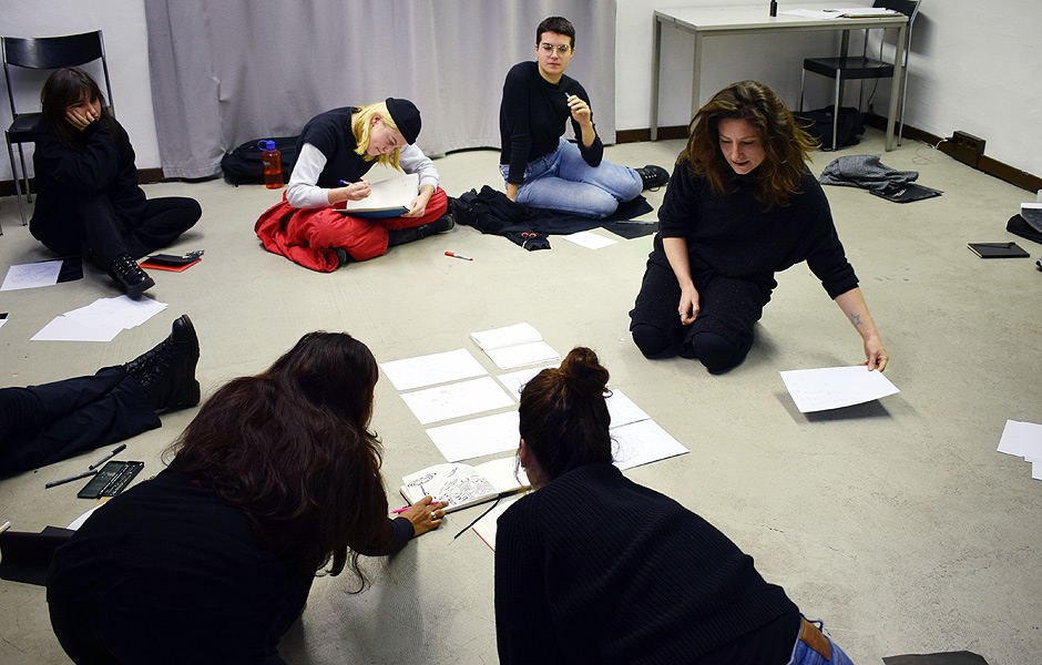 Seminar TETHER FOR AN ENGAGEMENT von Emma Waltraud Howes