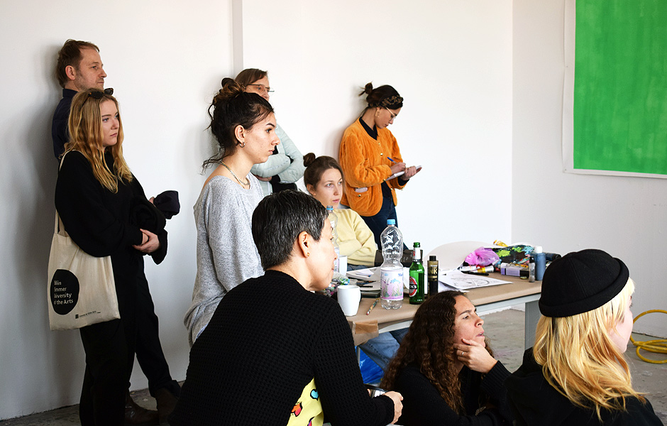 Seminar DEEP FAKE INSTAGRAM ON CANVAS by Thomas Helbig