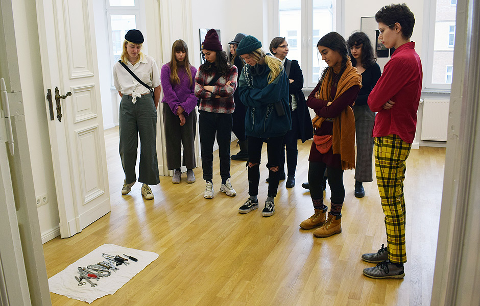 Besuch CECILIA in der Galerie Sweetwater, Berlin