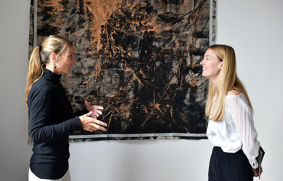 Lecture NEW COMMISSIONS IN CURATORIAL AND ARTISTIC PRACTICES by Maria Isserlis