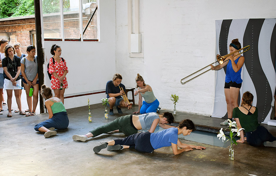 Visit to FLOAT/ING at Very Project Space