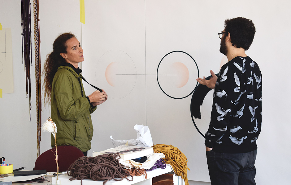 Vortrag SETTLING IN PRECARITY von Burak Delier