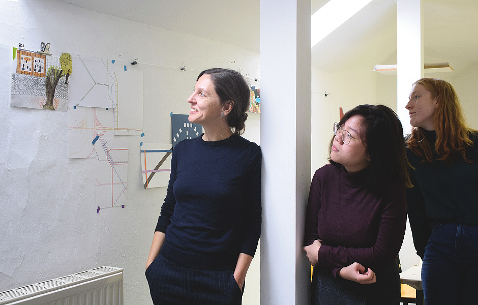 Basic Course EXPERIMENTAL DRAWING by Anja Tchepets