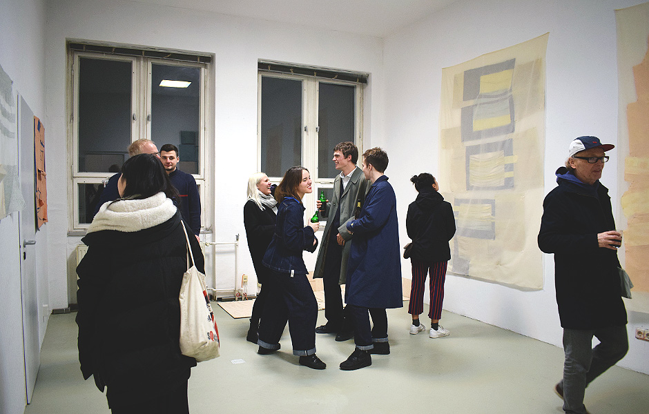 YESTERDAYS von Pauline-Rose Dumas in 404 | BAI