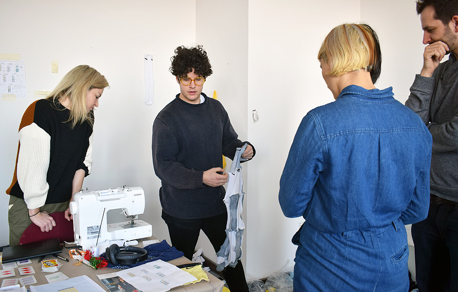 Seminar WE THE ARTIST – KOLLABORATIVE KUNSTPRAXIS von Various & Gould