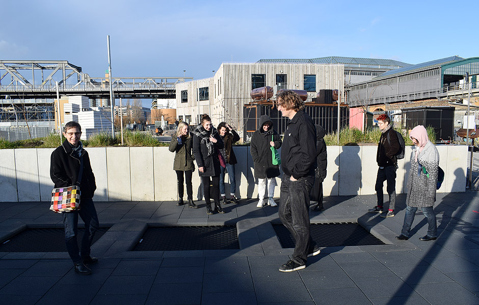 Besuch URBAN CHALLENGES kuratiert von Bénédicte Blondeau, Liesl Pfeffer & Rüdiger Lange bei B-Part