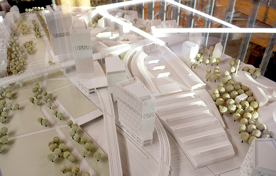 Besuch URBAN CHALLENGES kuratiert von Bénédicte Blondeau, Liesl Pfeffer & Rüdiger Lange bei B-Part