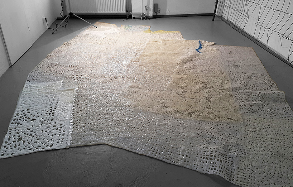 STATIONARY TRAVELLER von Haeshin Chung in 404 | BAI