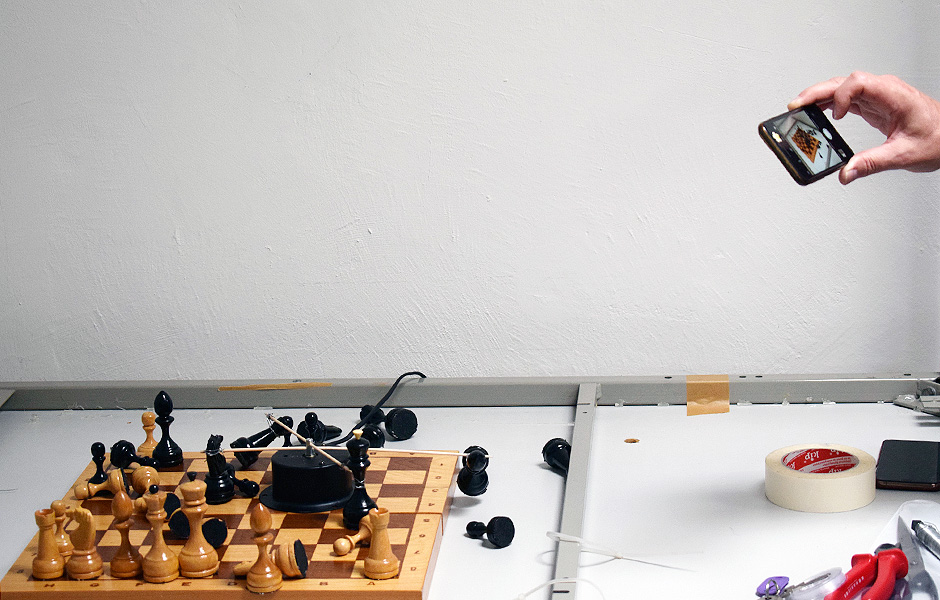 Seminar MALEREI – DIE KUNST EBENE OBERFLÄCHEN VOR WETTEREINFLÜSSEN ZU SCHÜTZEN UND SIE DER KRITIK AUSZUSETZEN von Frederik Foert