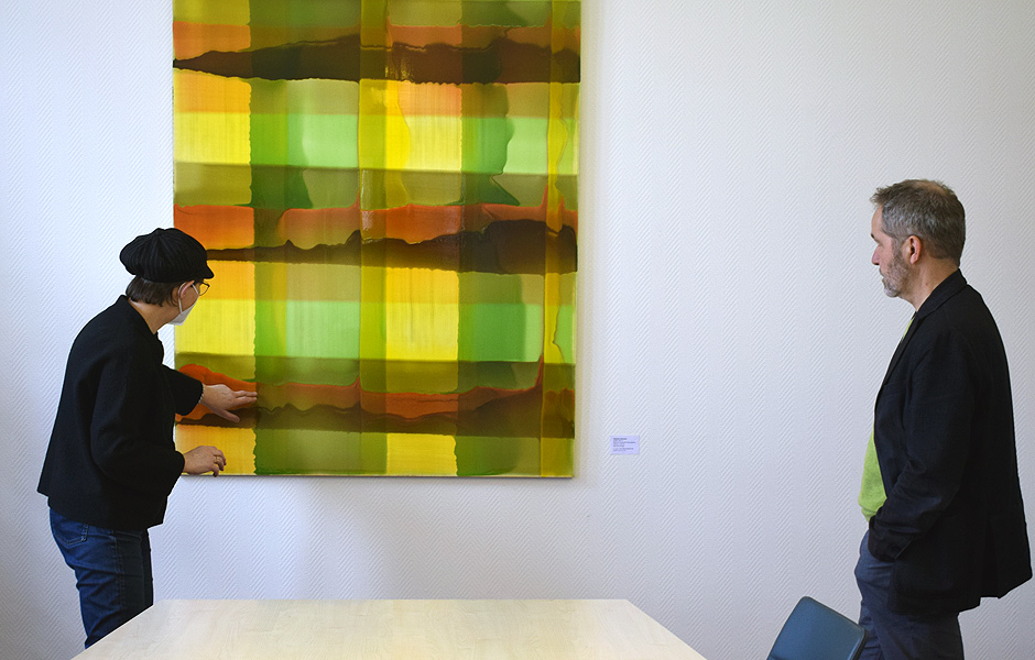 AUGUST 2001, II von Stephanie Jünemann im Rathaus Berlin Pankow