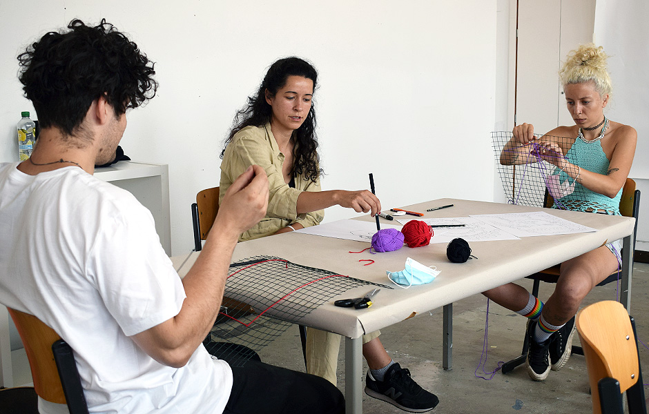 Basiskurs EXPERIMENTELLES ZEICHNEN von Emily Hunt