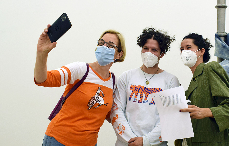 Besuch SUPER CALL ME FRAGILE EGO von Sofia Hultén bei Daniel Marzona