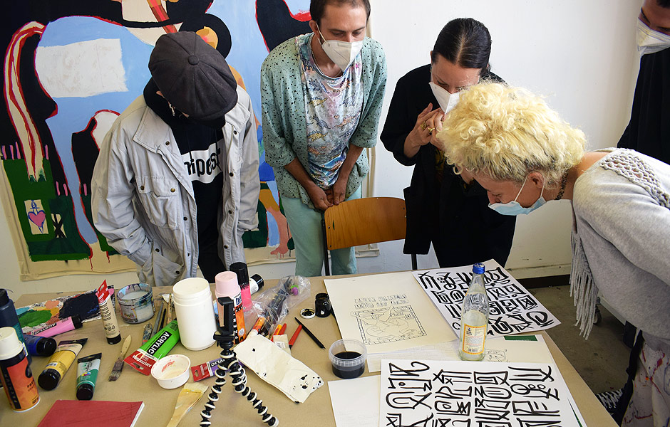 Basic Course EXPERIMENTAL DRAWING by Emily Hunt