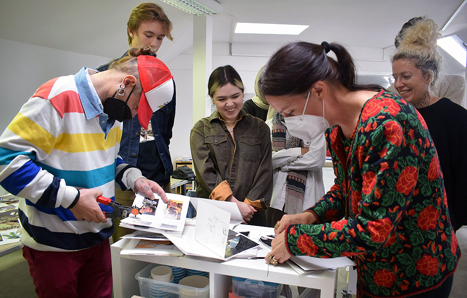 Basiskurs EXPERIMENTELLES ZEICHNEN von Emily Hunt