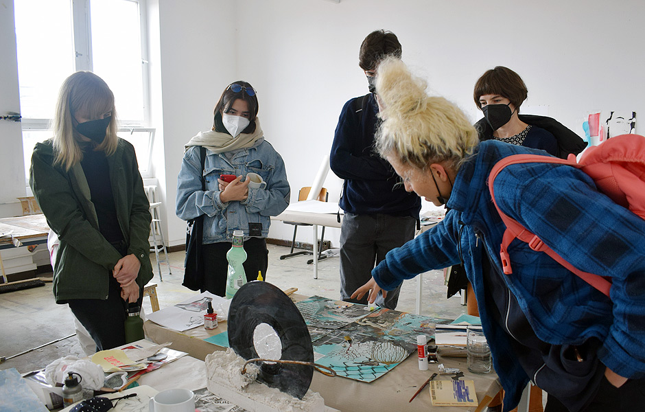 Vortrag PROFESSIONELL UNPROFESSIONELL: WAS HEISST FACHKENNTNIS IN DER KUNST? von Dagmara Genda