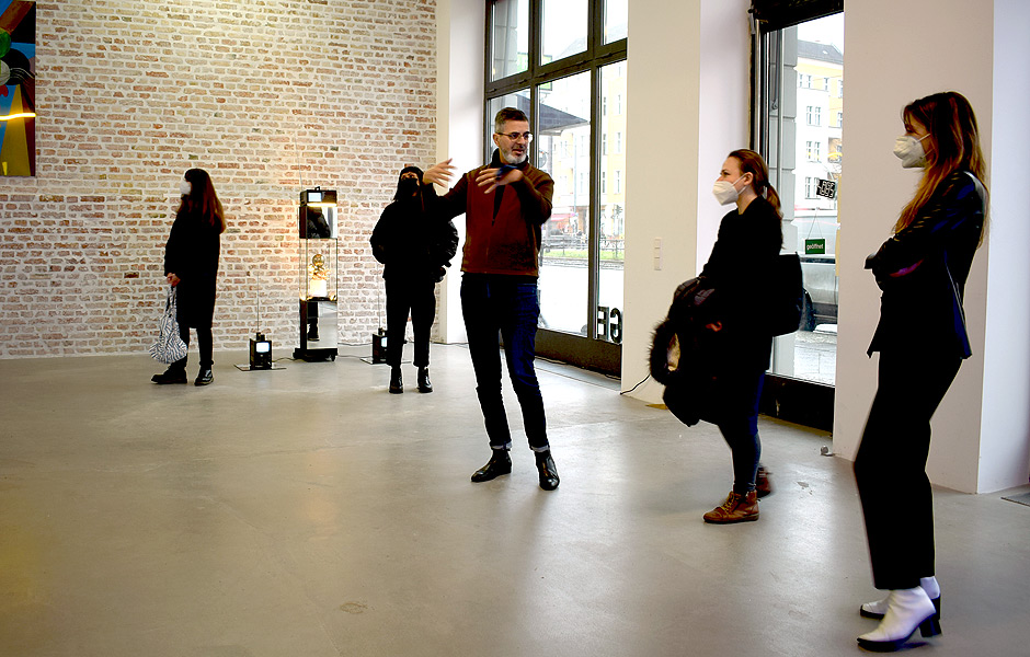 Besuch DECEMBER'S CHILDREN (AND EVERYBODY'S) bei LAGE EGAL