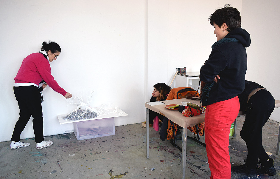 Vortrag ON ARCHIVES AND DRAWING von Nadine Fecht