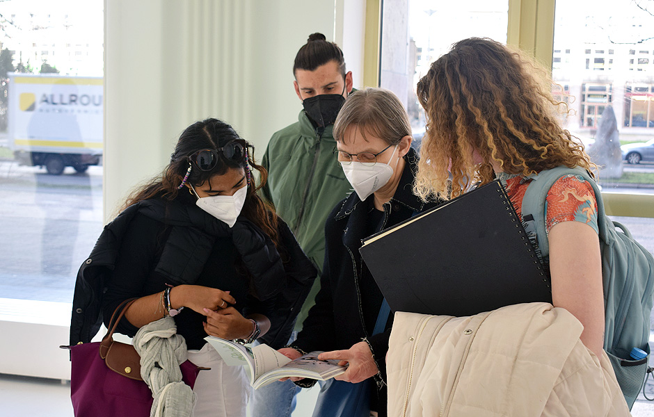 Besuch HERMANN NITSCH bei Peres Projects