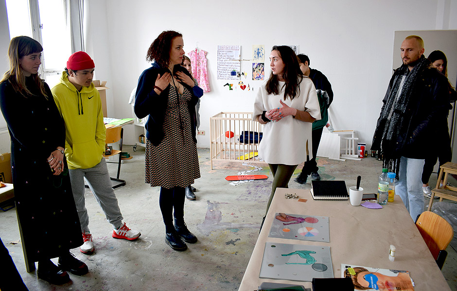 Vortrag RELEGATION TRAILS von Dr. Catherine Lorent