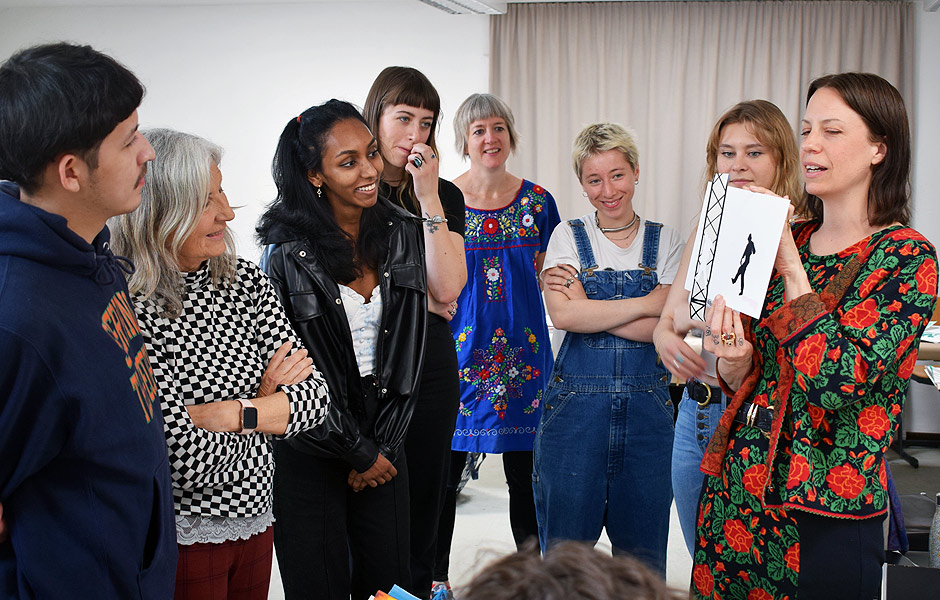 Basic Course EXPERIMENTAL DRAWING by Emily Hunt