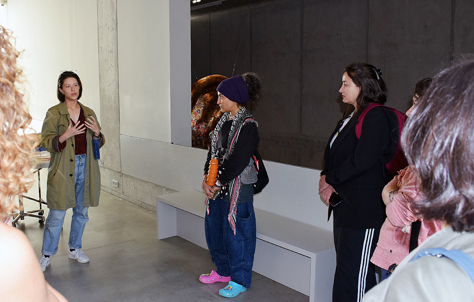 Besuch EARWAX von Wong Ping bei Times Art Center Berlin