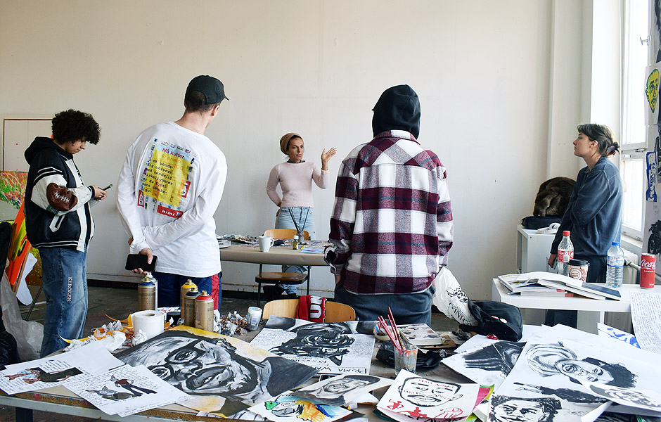 Lecture THE ETHICS OF COLLABORATION WITHIN LENS-BASED MEDIA by Anna Ehrenstein