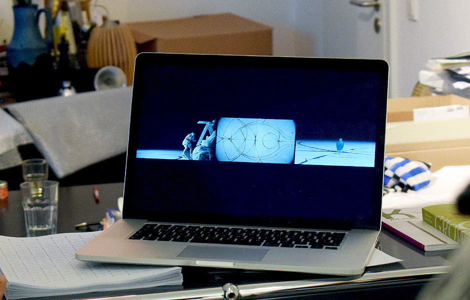 Visit to MANAGEABLE MATTER by Emma Waltraud Howes at Kunstverein am Rosa–Luxemburg–Platz