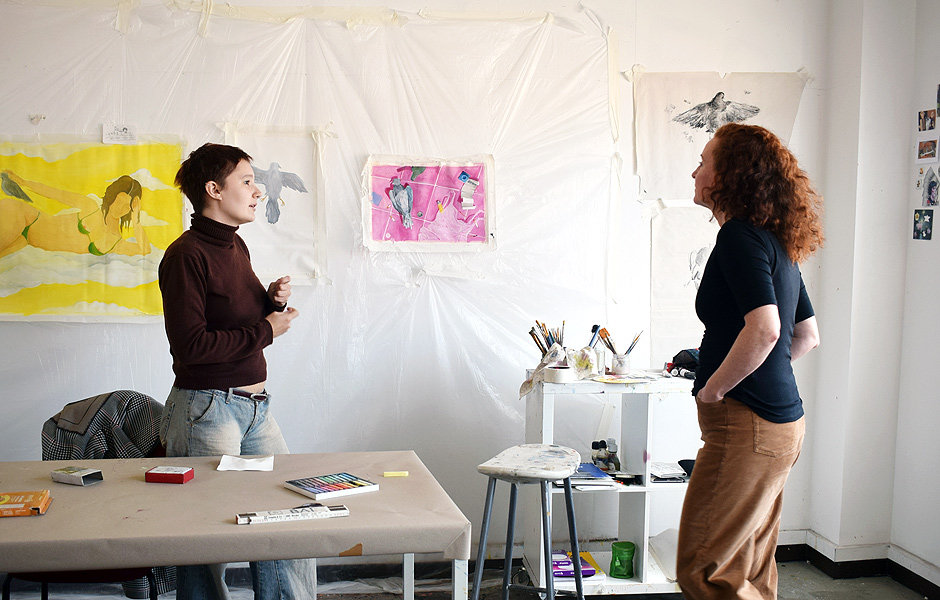 Lecture SOPHISTICATED ARRANGEMENTS OF COLOUR PIGMENTS - SO WHAT? by Doris Marten