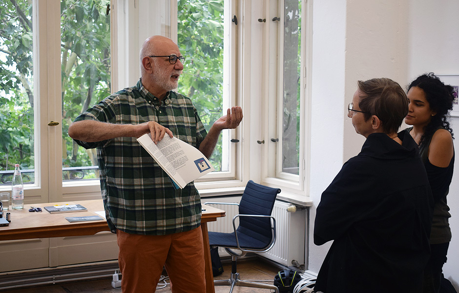 Visit to THE PRICE OF GAS & FIRST DIGITALS by Lucien Samaha at Schiefe Zähne