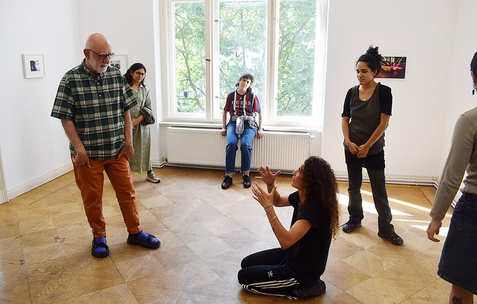 Visit to THE PRICE OF GAS & FIRST DIGITALS by Lucien Samaha at Schiefe Zähne