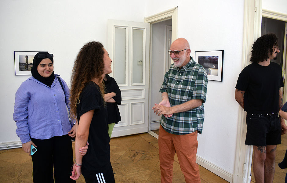 Visit to THE PRICE OF GAS & FIRST DIGITALS by Lucien Samaha at Schiefe Zähne