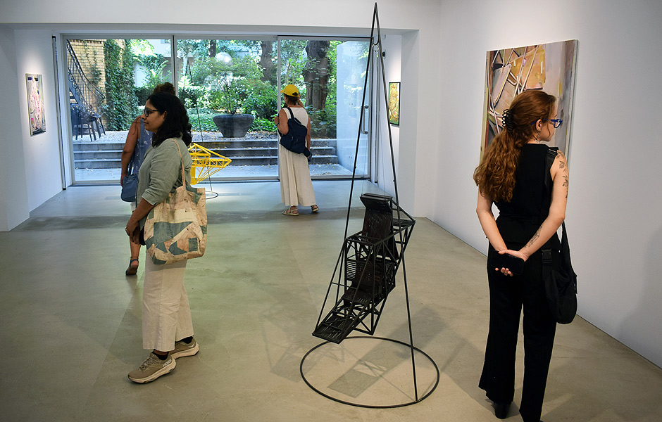 Visit to DAS JÜNGSTE GERÜCHT by Franziska Klotz & Jan Muche at KORNFELD Galerie Berlin and BERLIN ON MY MIND at 68projects by KORNFELD